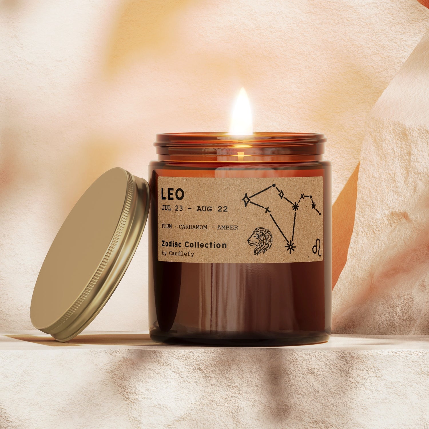 Zodiac Birthday Gift Candle in Amber Glass: Sign Leo (Jul. 23 - Aug. 21)