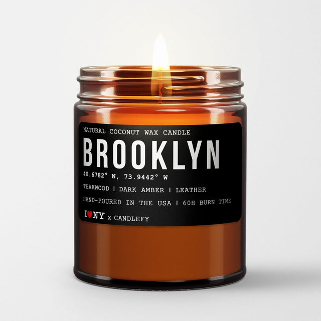 Brooklyn: New York Scented Candle (Teakwood, Dark Amber, Leather) - Candlefy