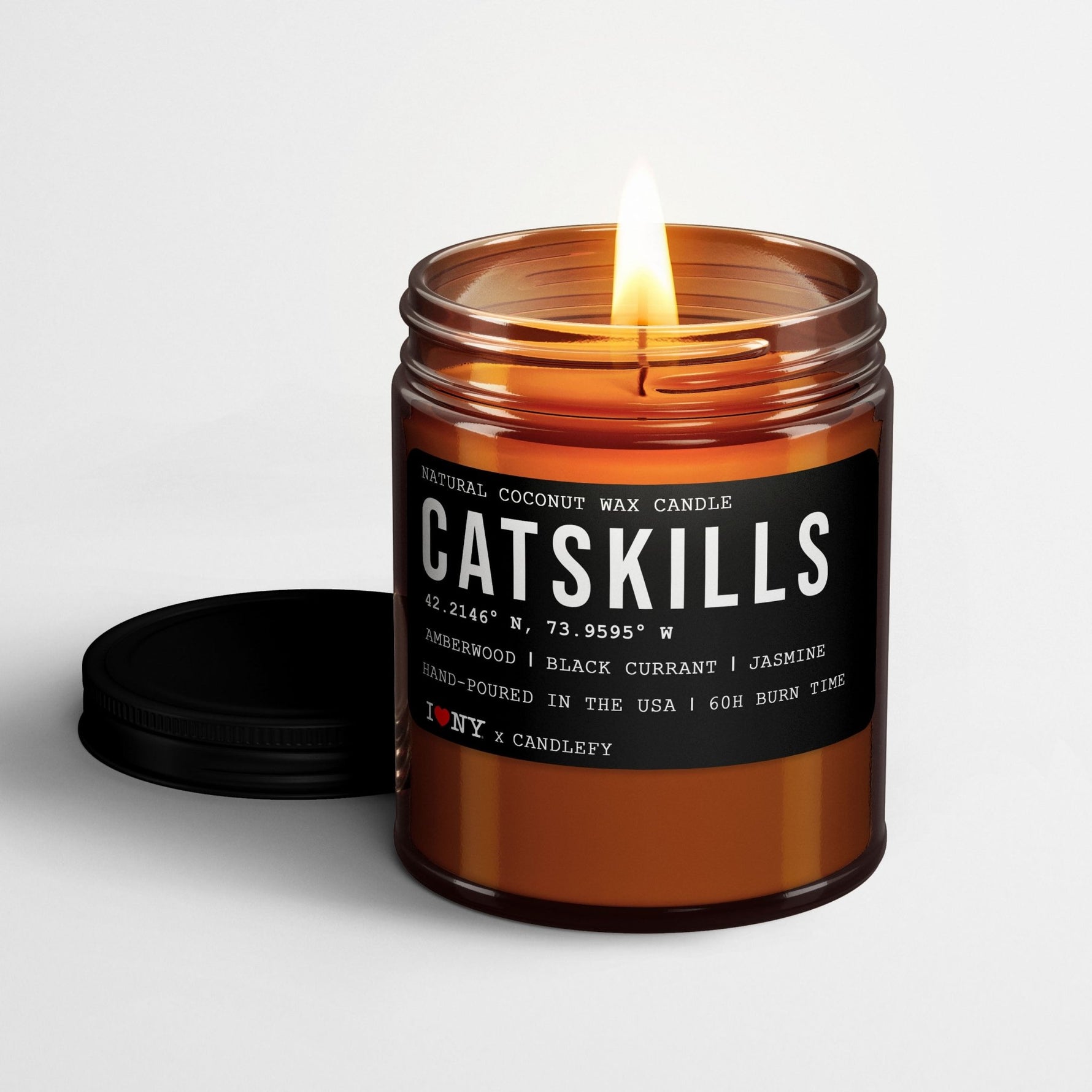 Catskills: New York Scented Candle (Amberwood, Black Currant, Jasmine) - Candlefy
