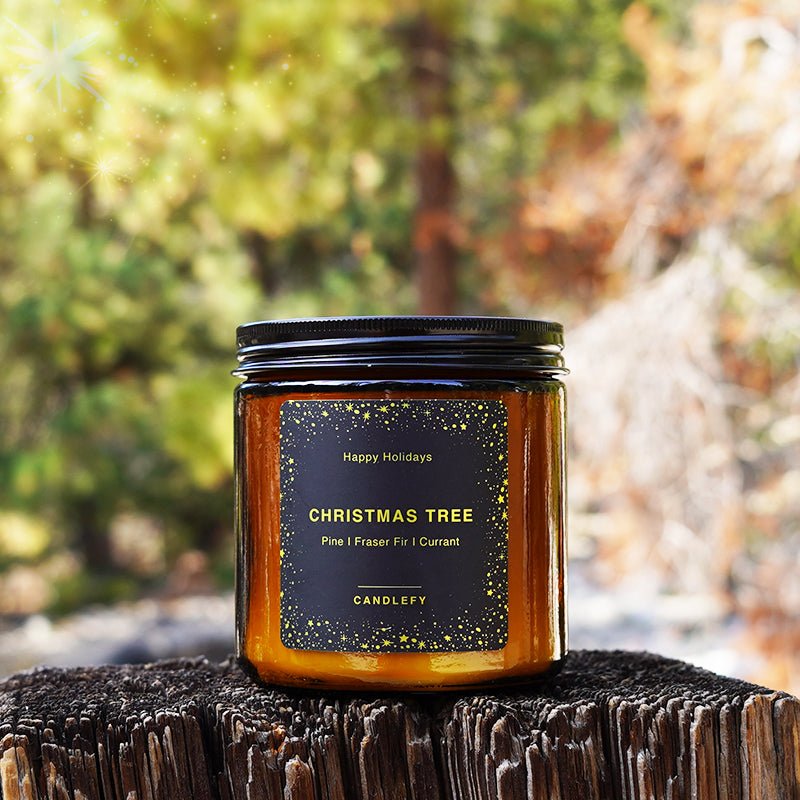 Scented Christmas Candle: Christmas Tree (Pine, Fraser Fir, Red Currant) - Candlefy