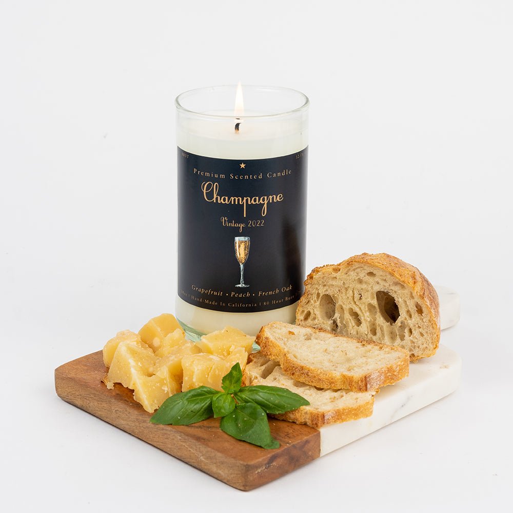 Wine Bottle Scented Candle: Champagne - Candlefy